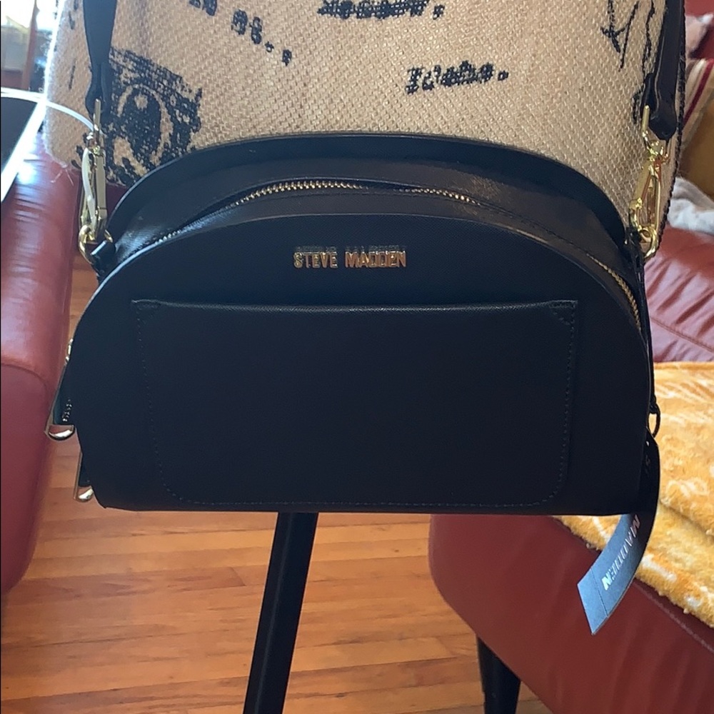 NWT STEVE MADDEN CROSSBODY